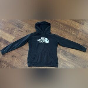 The North face women’s pullover hoodie sz medium black white